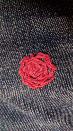 Chain‐stitched rose